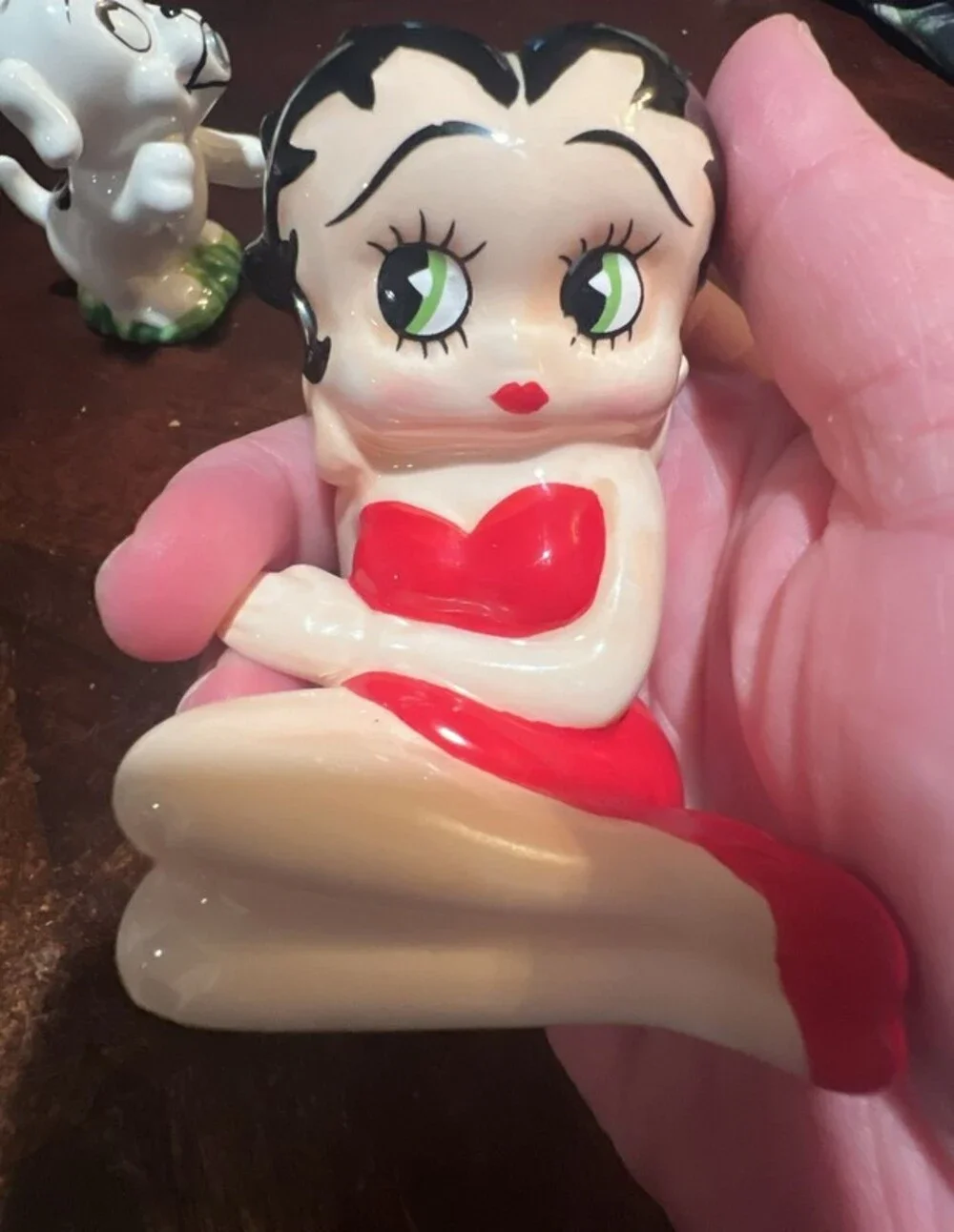 Vintage Betty Boop and Pudgy Kissing Ceramic Salt and Pepper Shaker Set